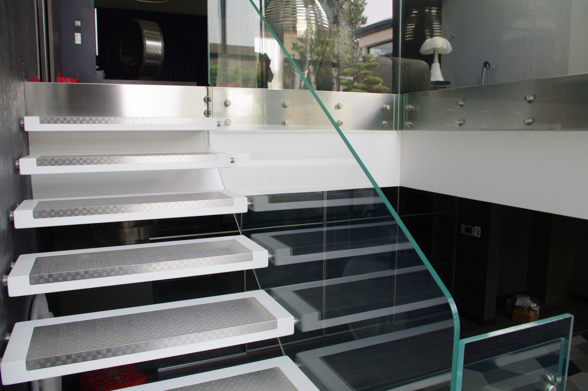 escalier plexiglas