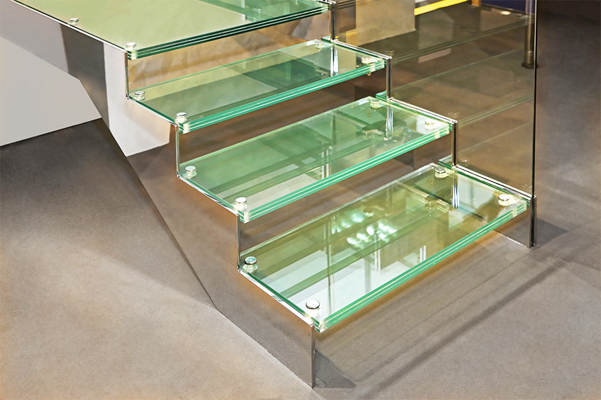sécuriser des escaliers en verre